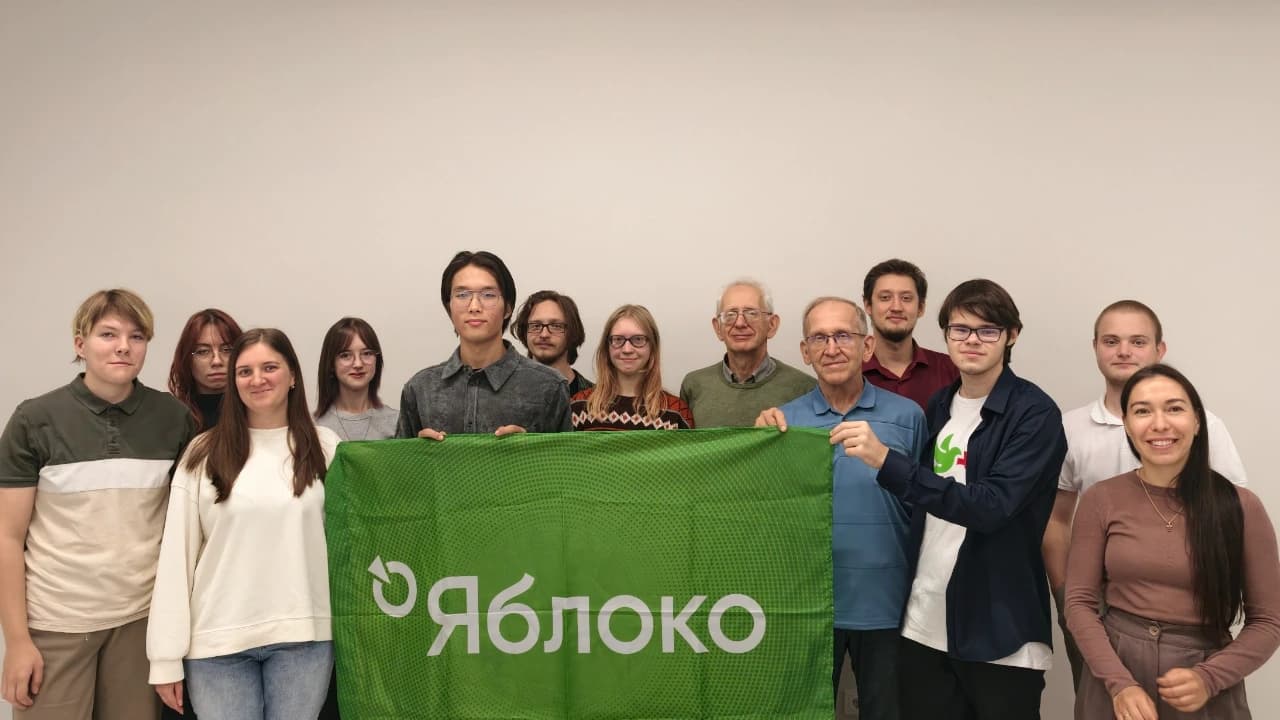 Прошла первая встреча сторонников партии "Яблоко" в Новокузнецке